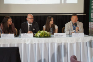 cdffc042892ffc26bc234f3340b93059df6e2498 cdffc042892ffc26bc234f3340b93059df6e2498